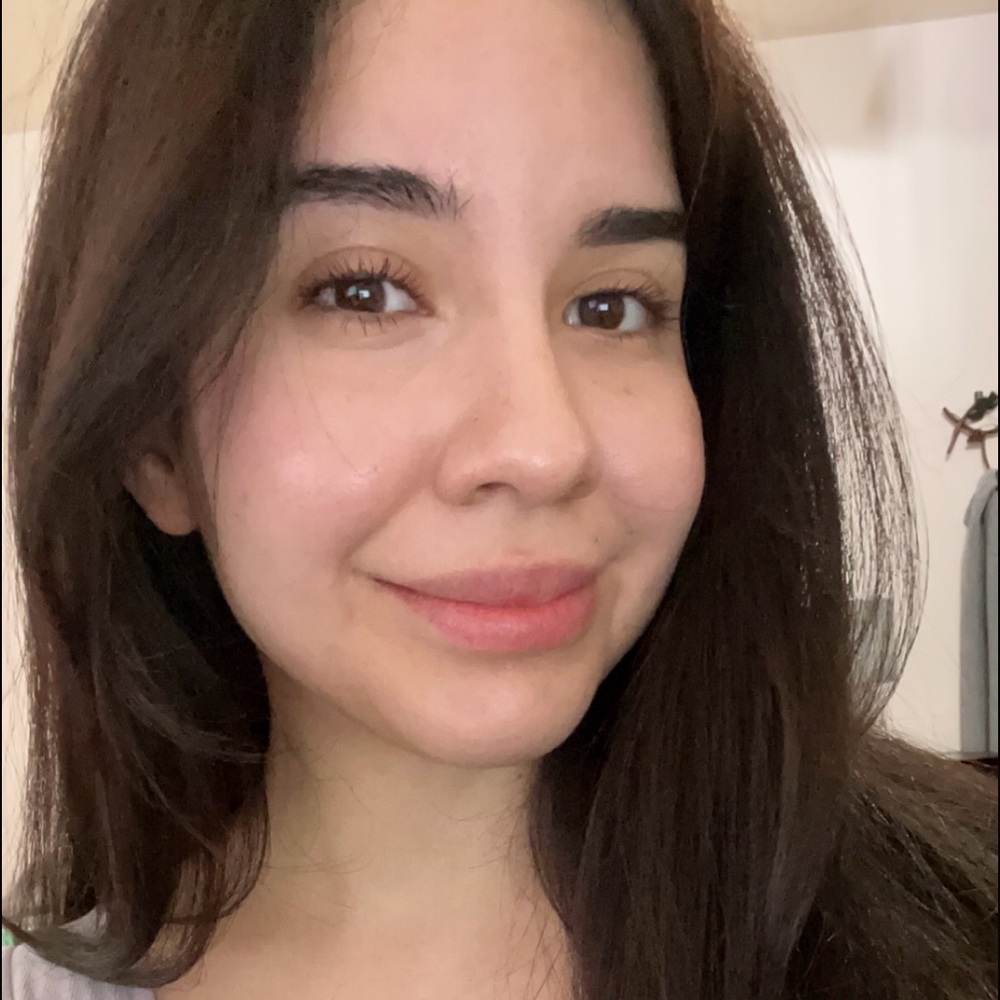Meet your Posher, Emily